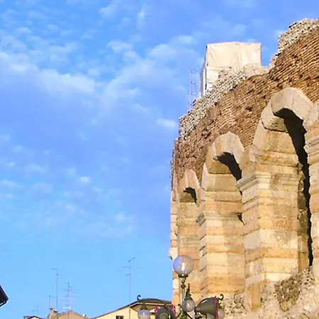Center Verona
